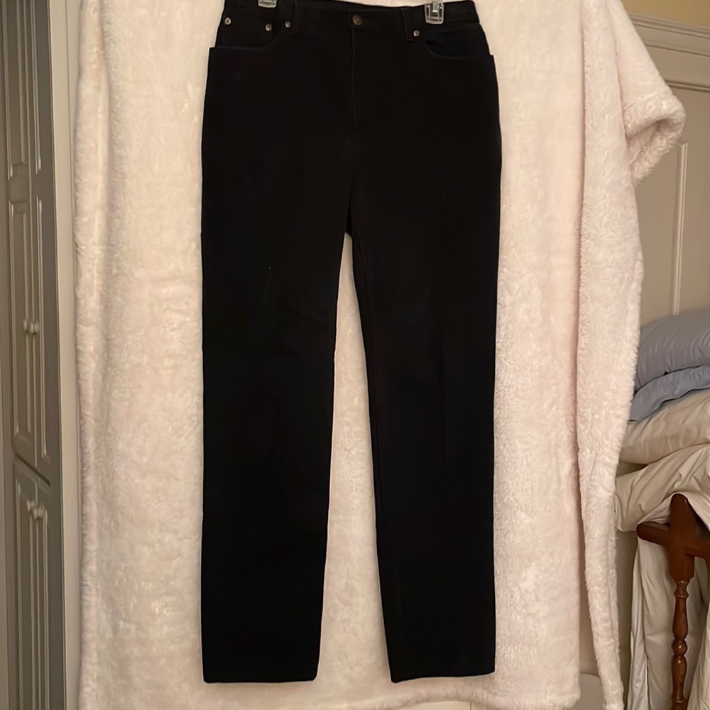 JEANOLOGY Collection Black Jean